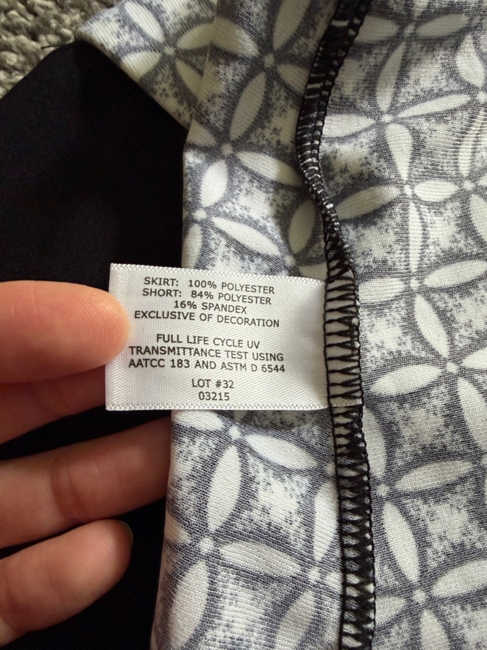 Coolibar UPF50+ Geometric Print A-Line Skort Black & White Size Large - Picture 5 of 11